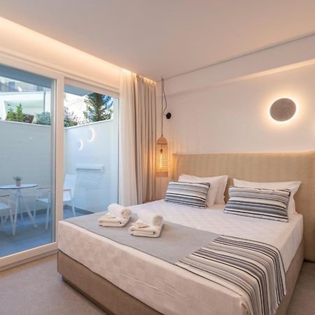 Mirablue Luxury Residences (Adults Only) เปฟโกโฮรี ภายนอก รูปภาพ
